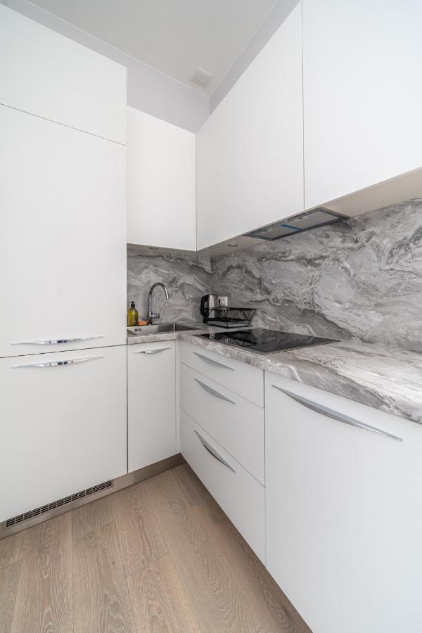 New Comfortable 2 Bedroom Cottage W/Big Terrace Jūrkalne Extérieur photo